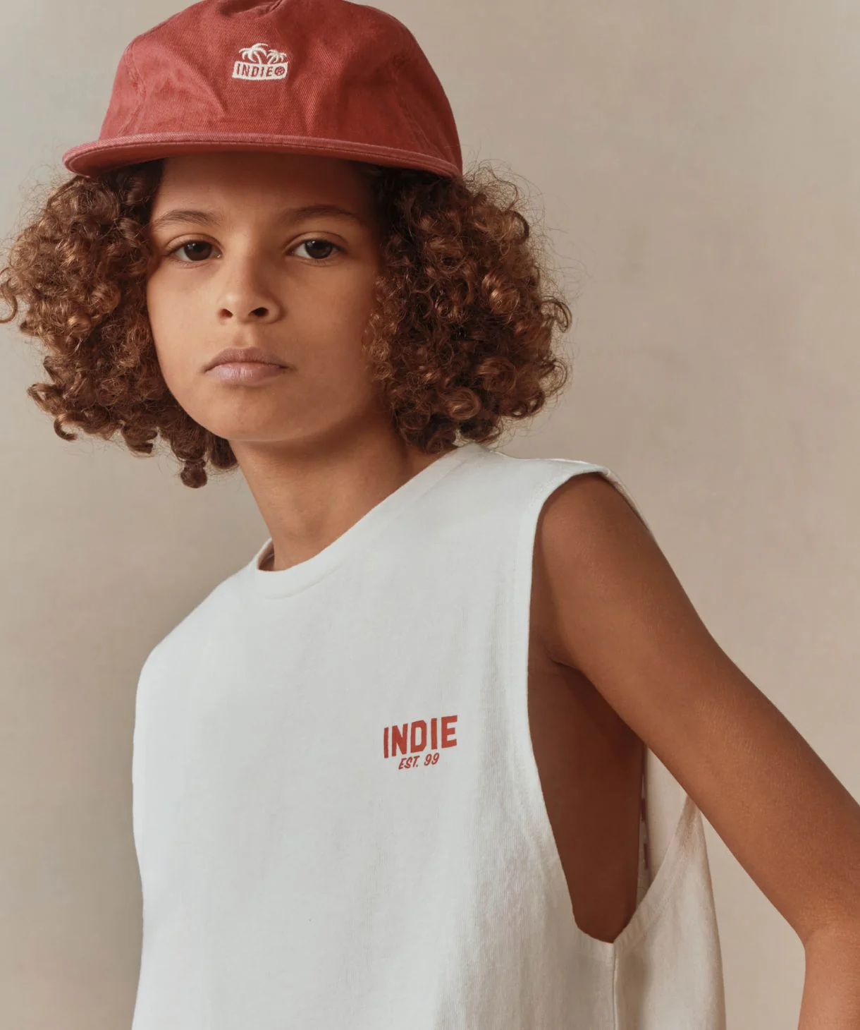 The Camino Muscle Tee - White/Red - Image 2