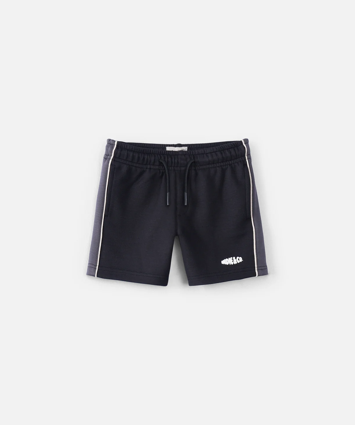 The Veltins Short - Charcoal Combo