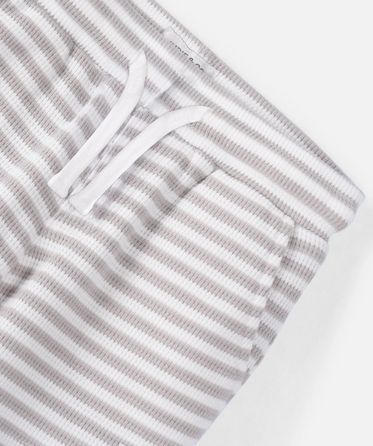 The Bergen Short - White/Mushroom - Image 2